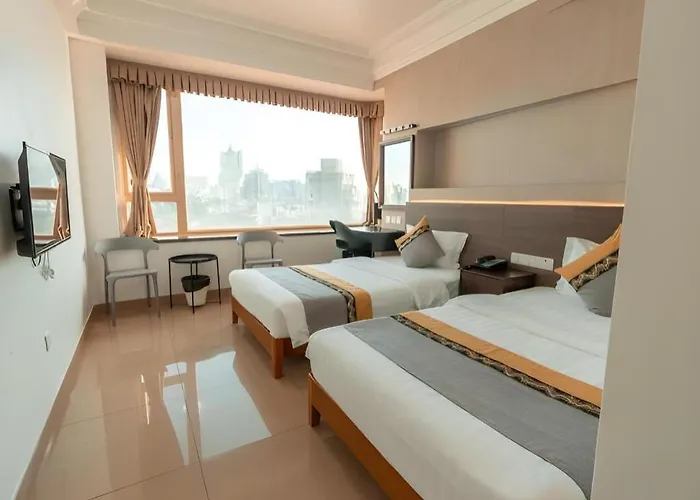 Hotel Grand Harbour