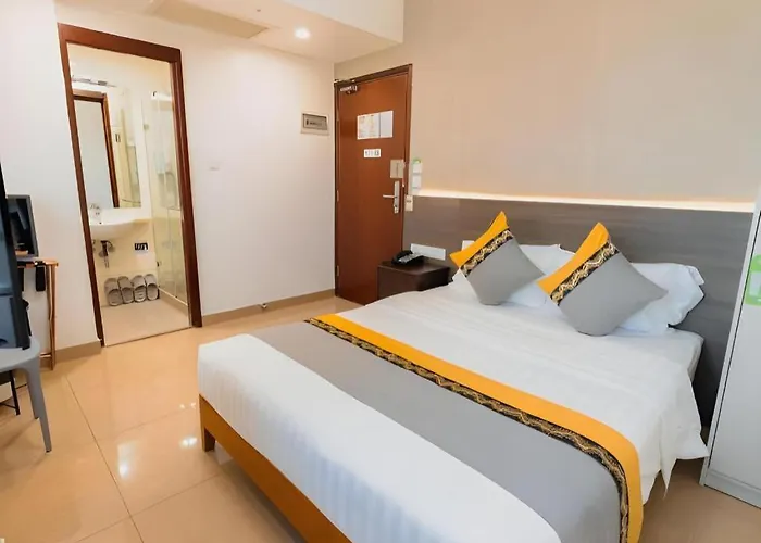 Grand Harbour Hotel 3*