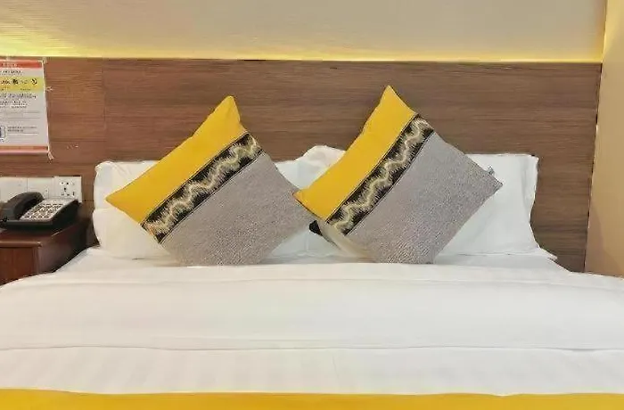 Grand Harbour Hotel