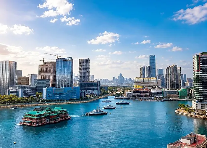 Отель Grand Harbour 3*